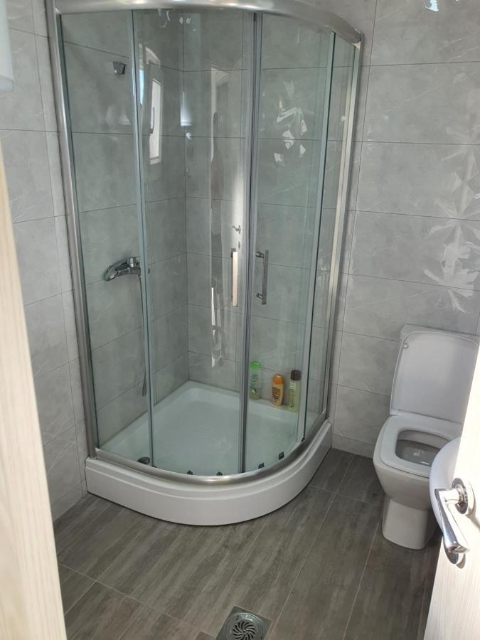 Apartman Tolosi 2 Подгориця Екстер'єр фото